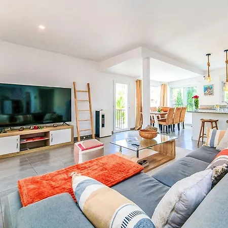 Bohemia By Interhome *